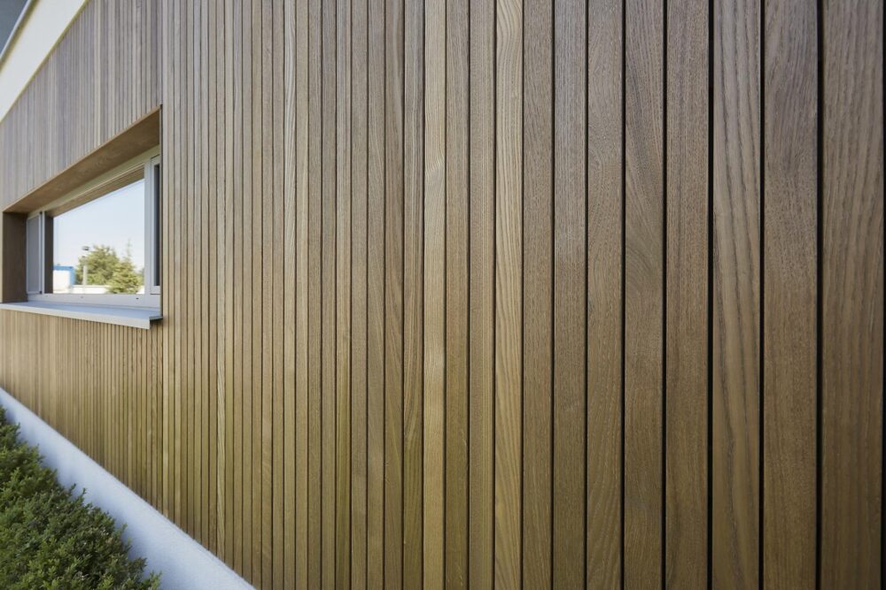 Deska elewacyjna Thermo jesion  C4J 20x52 GRAD