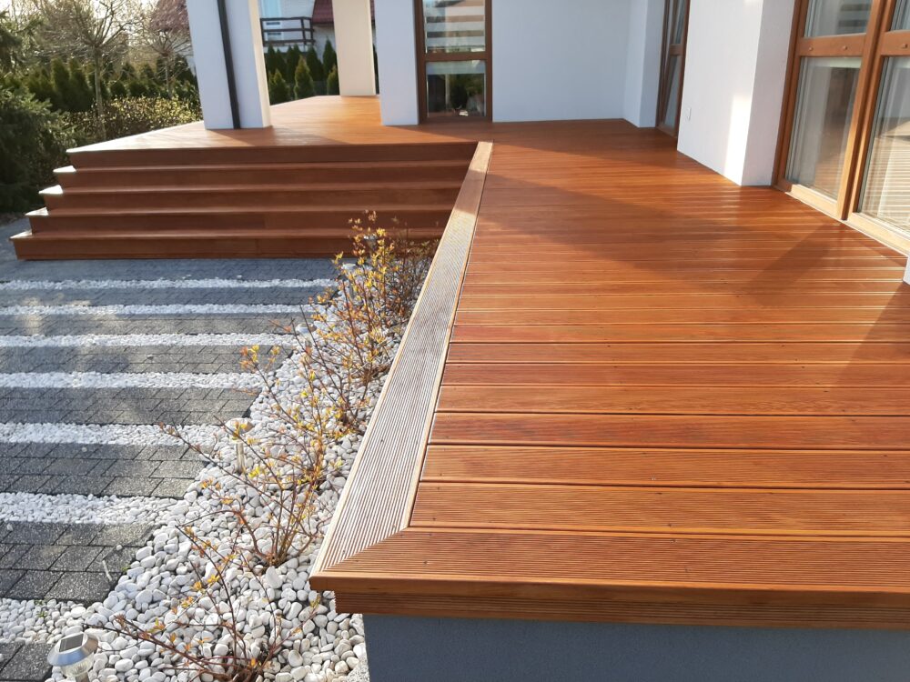 Deska tarasowa Modrzew Europejski 28x145 klasa AB ryfel